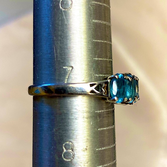 CNA Blue Topaz Heart Setting Sterling Silver Ring - Picture 3 of 4